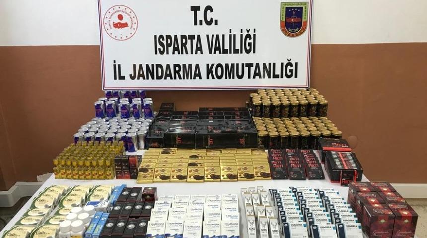 Isparta&rsquo;da &ccedil;ok sayıda ka&ccedil;ak cinsel uyarıcı &uuml;r&uuml;n ele ge&ccedil;irildi