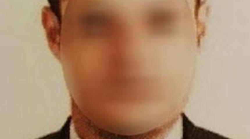 Meslektaşlarını dolandırdığı iddia edilen eski savcı hakkında m&uuml;talaa