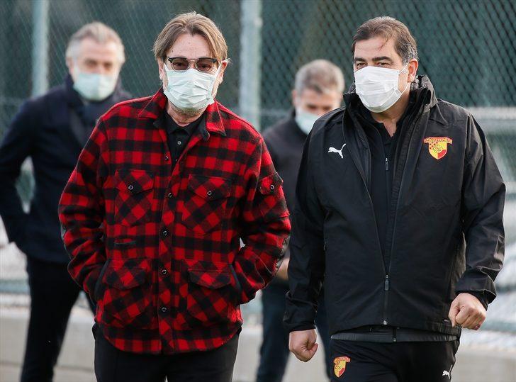 Göztepe Teknik Direktörü Ünal Karaman: "İlerleyen zaman bize çok güzel şeyler yaşatacak" G1