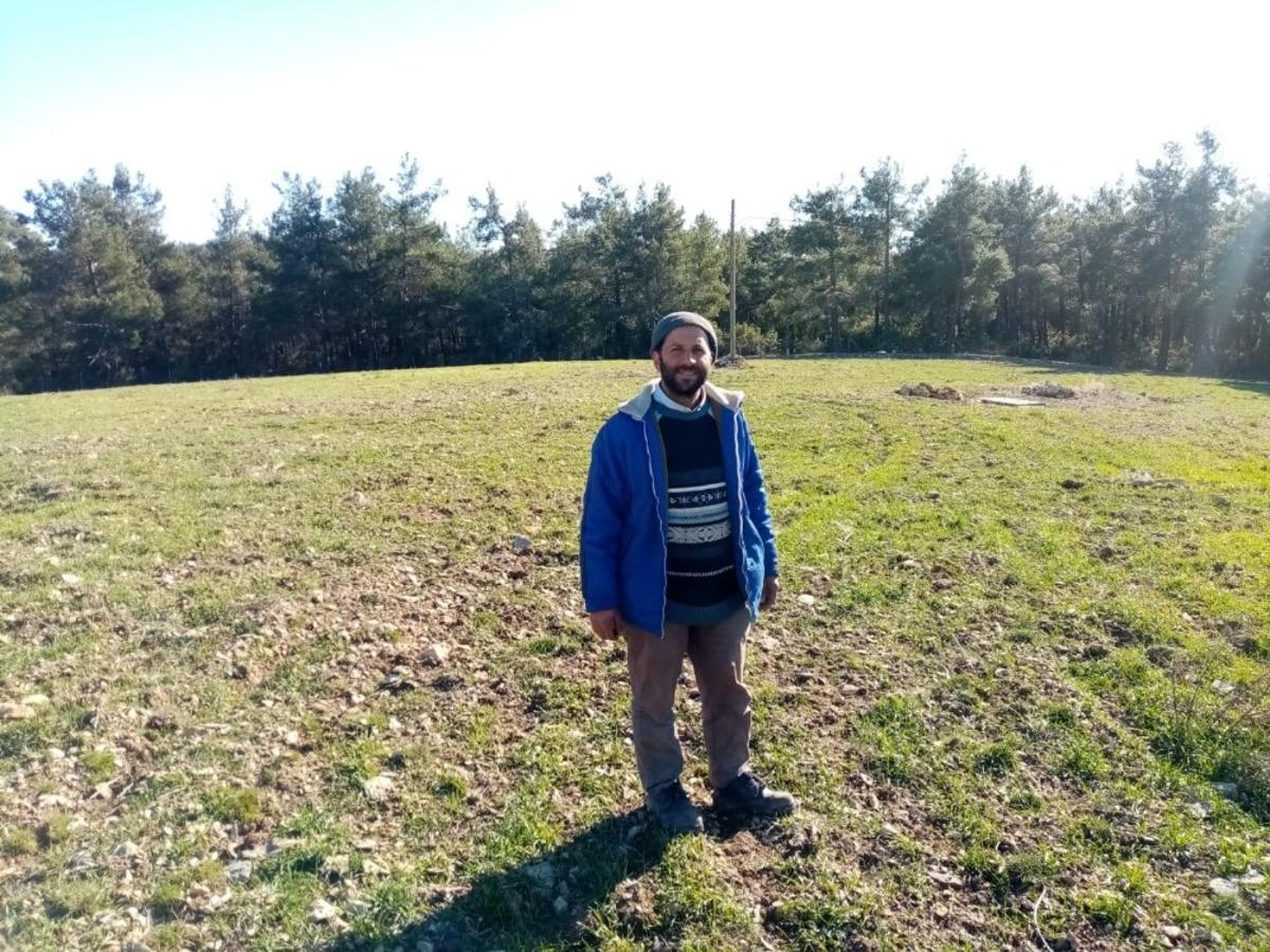 G&uuml;ndoğmuş&rsquo;ta &ccedil;ift&ccedil;iye dağıtılan ata tohumları &ccedil;imlendi