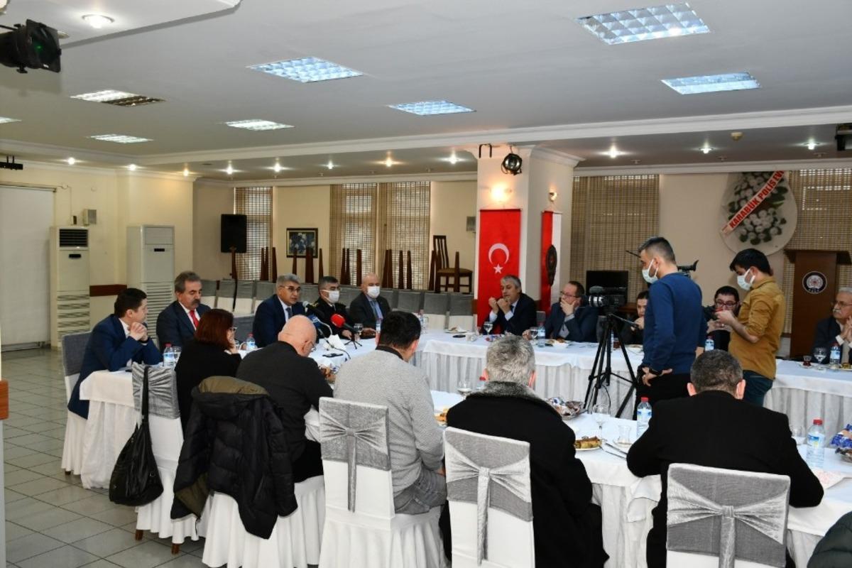 Vali G&uuml;rel 2020 yılını değerlendirdi