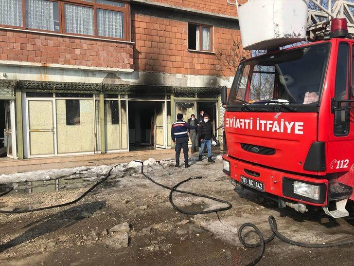 Düzce'de mobilya atölyesinde çıkan yangın hasara neden oldu G2