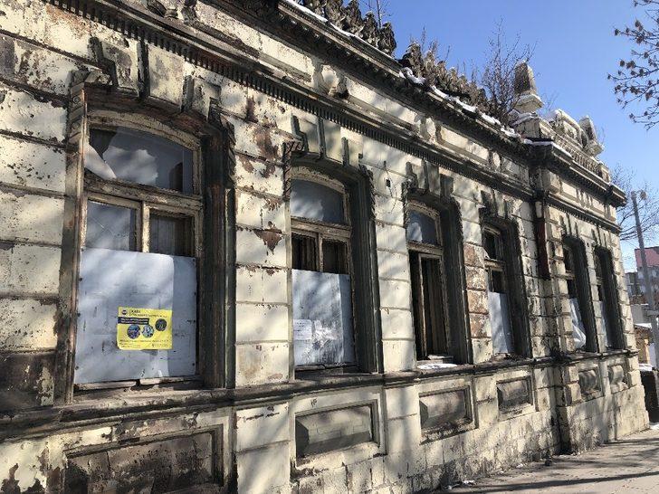 Kars’ta tarihi evler yıkılıyor G3