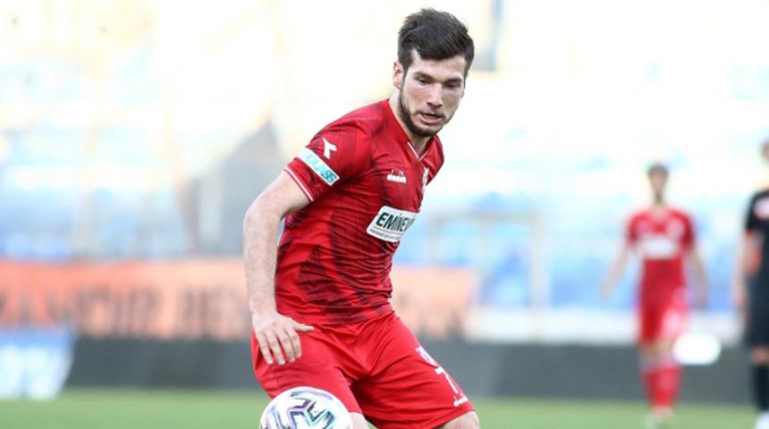 Kayserispor Melih Okutan ile sözleşme imzaladı