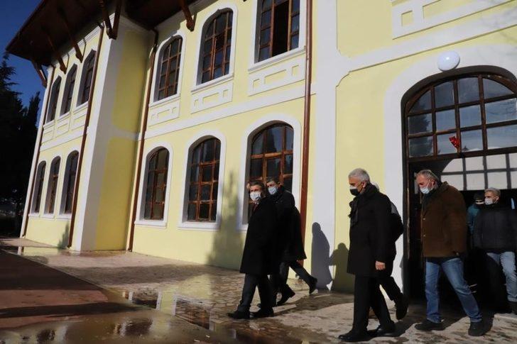 Vali Atay’dan tarihi Orhangazi İlkokulunda inceleme G1