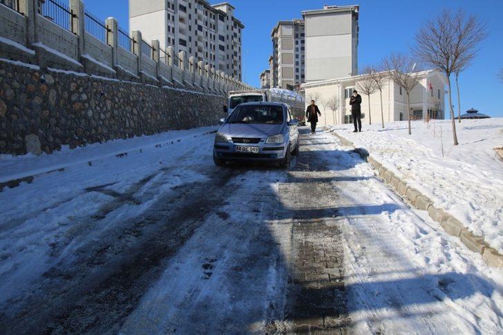 Aşı olacak çocukların yardımına kurtarma ekipleri yetişti G4