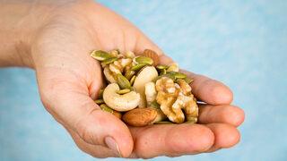 Kabuklu yemiş tüketmek bunama riskini azaltıyor