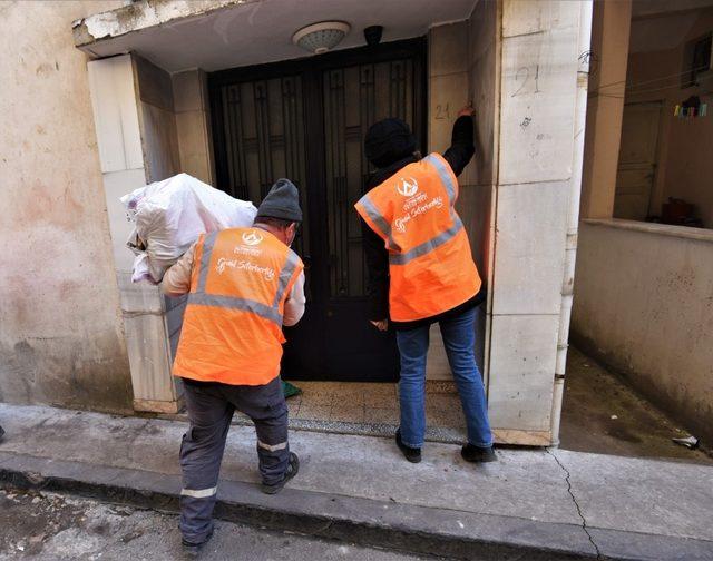 Altınordu Belediyesi’nden yakacak yardımı