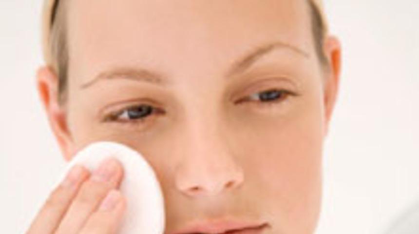 Makyajınız M&uuml;kemmel G&ouml;r&uuml;ns&uuml;n!