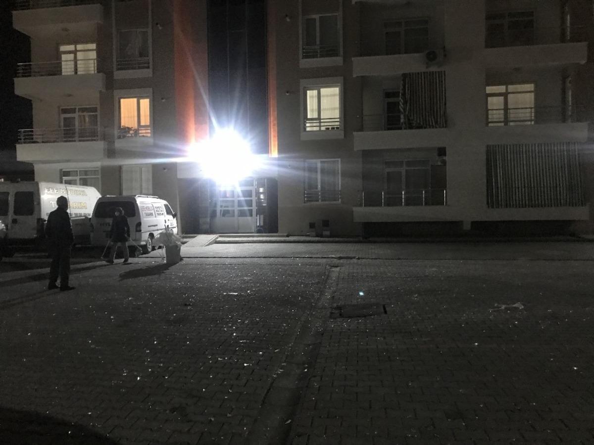Konya&rsquo;da sahte i&ccedil;ki &uuml;retilen evde patlama: 1 yaralı