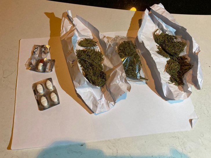 Araçta gizlenen uyuşturucu maddeler Yunus timlerinin dikkatinden kaçmadı G1