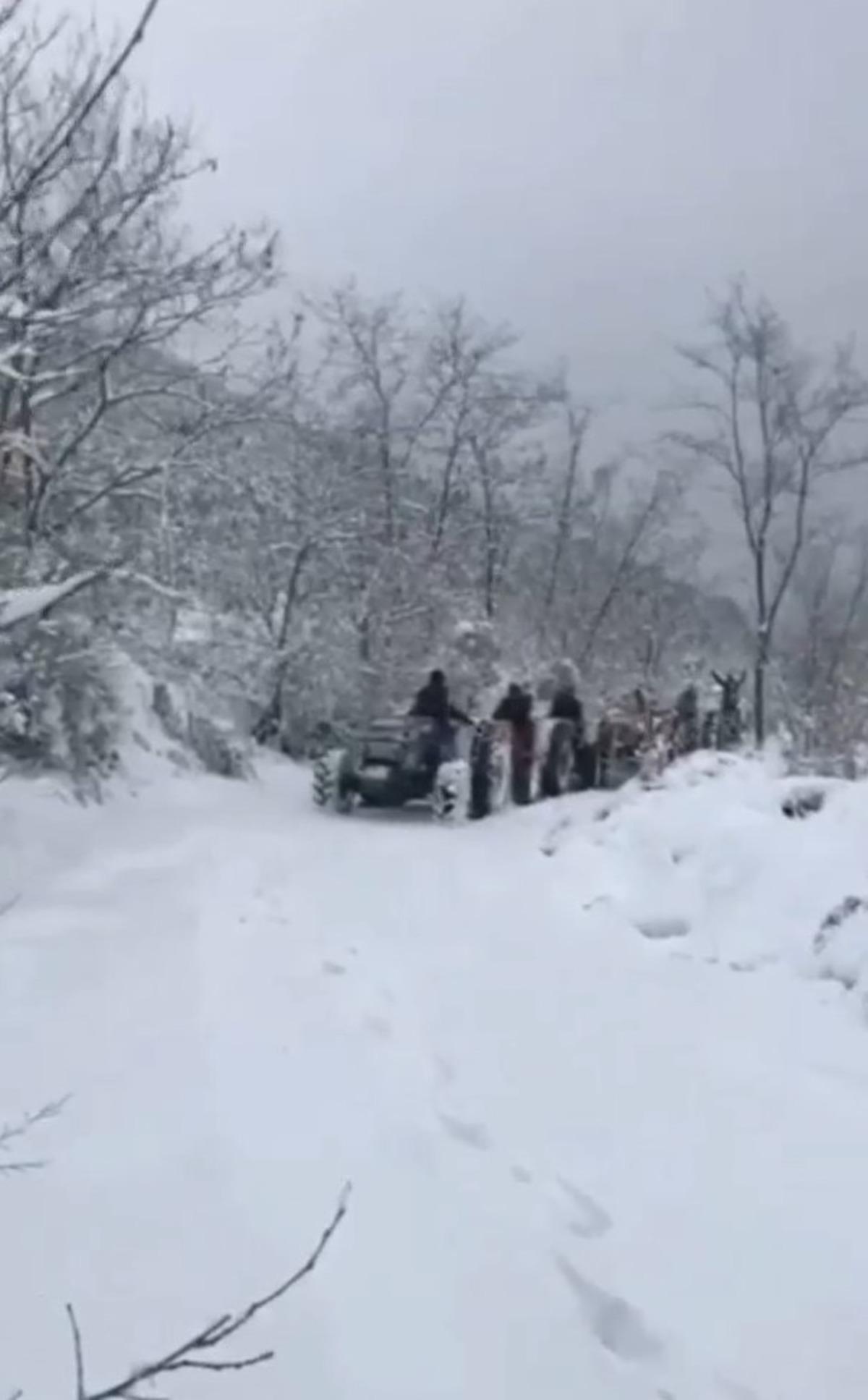 Karda trakt&ouml;rlerle drift