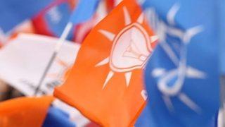 AK Parti bir deprem daha! İstifa etti