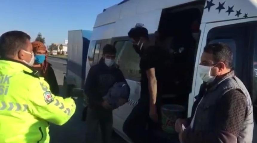 15 kişilik minib&uuml;sten 34 kişi &ccedil;ıktı