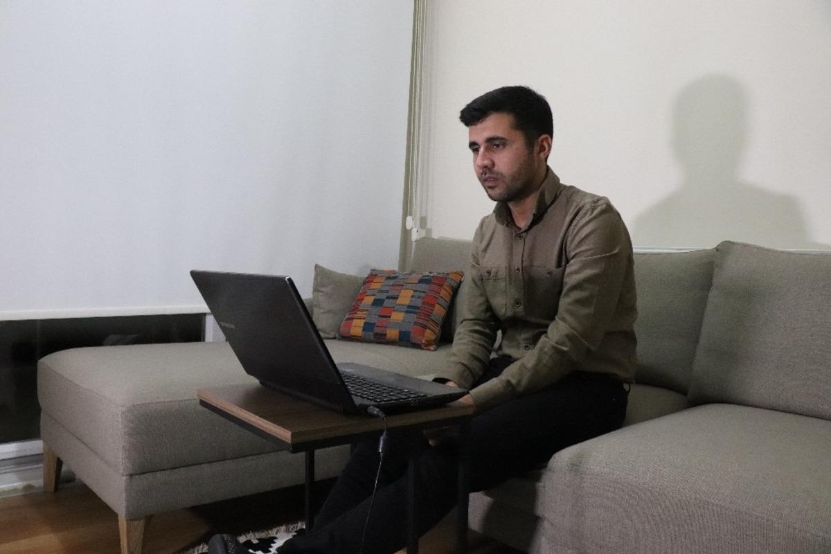 Her ilden g&ouml;n&uuml;ll&uuml; &ouml;ğretmenler, &ouml;ğrencilerinin dersleri daha iyi anlamaları i&ccedil;in g&uuml;&ccedil;birliği yaptı