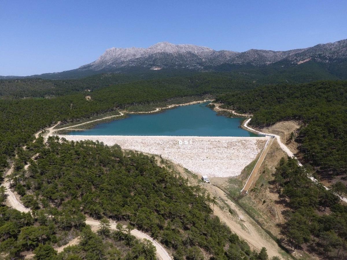 Burdur&rsquo;da son 18 yılda 16 baraj, 1 g&ouml;let yapıldı
