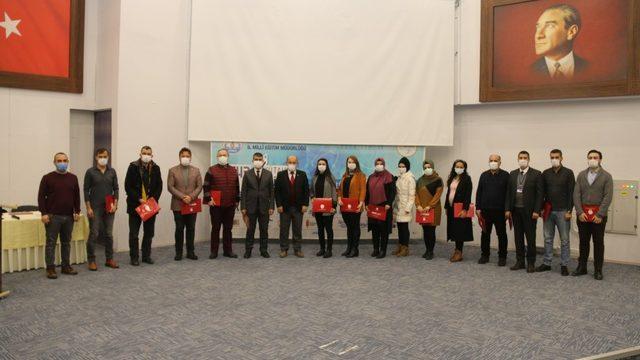 Öğretmenlere başarı belgesi