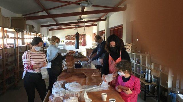 Kil çamuru ile hayallerini şekillendirecekler