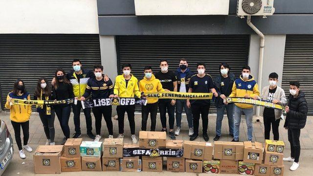 Genç Fenerbahçelilerden ihtiyaç sahibi ailelere yardım eli