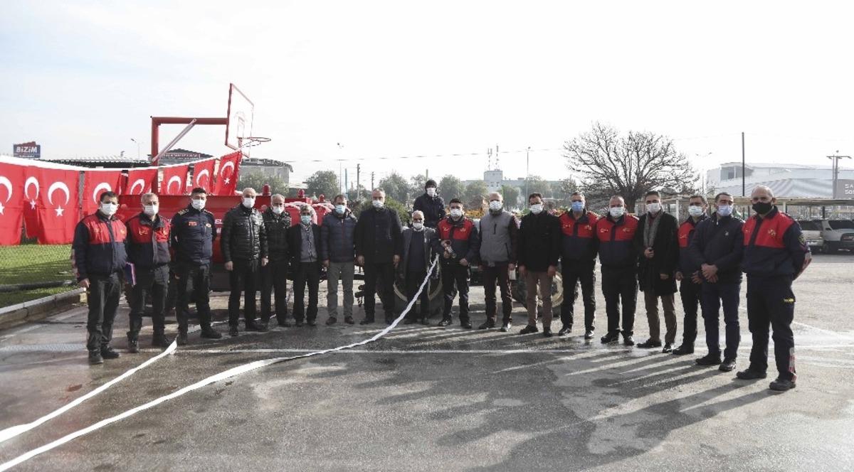 Aydın B&uuml;y&uuml;kşehir Belediyesi&rsquo;nin yangın s&ouml;nd&uuml;rme tankeri dağıtımı s&uuml;r&uuml;yor