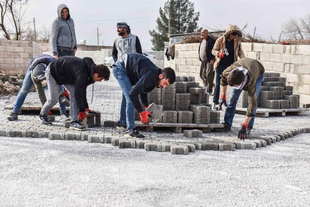 Ceylanpınar&rsquo;da kilitli parke &ccedil;alışması