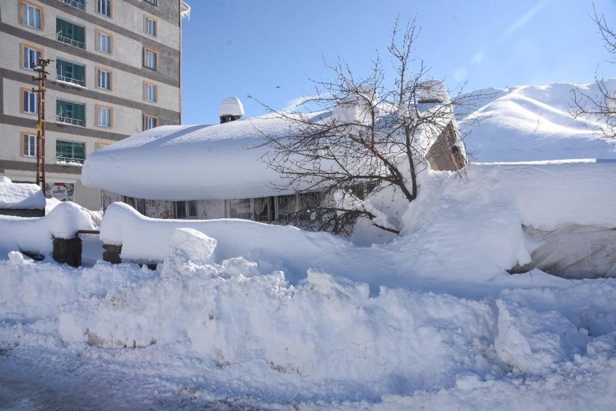 Bitlis&rsquo;te kapalı 214 k&ouml;y yolundan 124&rsquo;&uuml; ulaşıma a&ccedil;ıldı