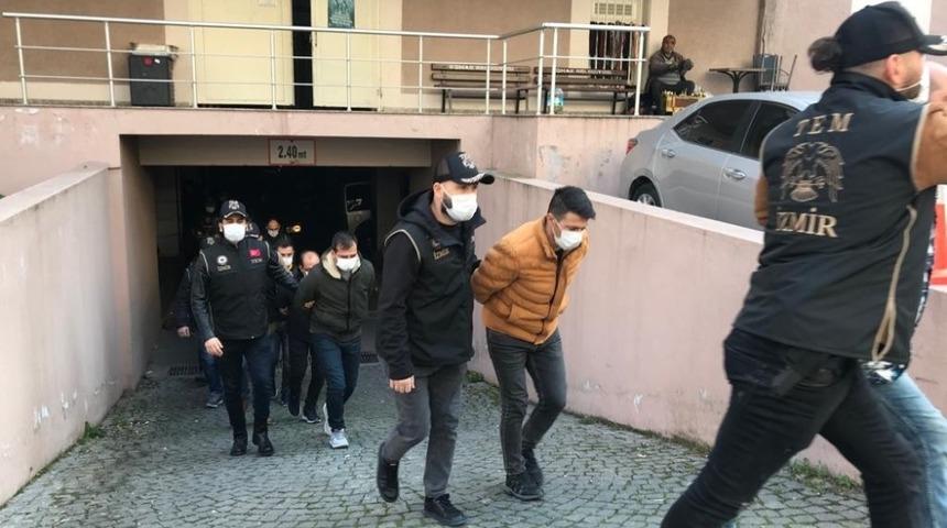 İzmir merkezli FET&Ouml; operasyonda 40 tutuklama daha