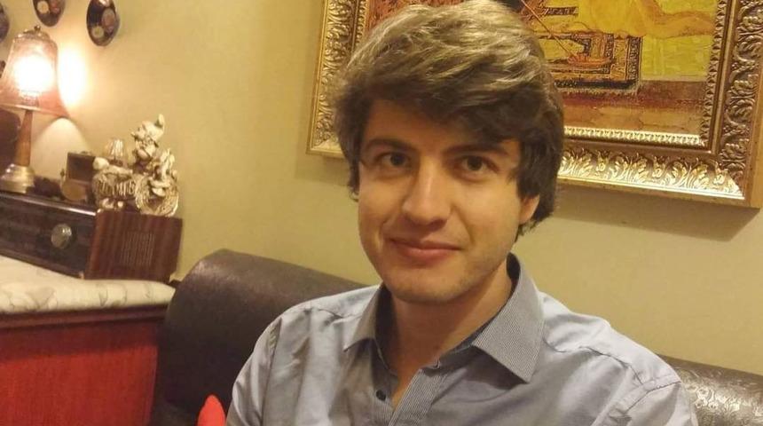 Koronavirüsü yenen genç doktor evinde ölü bulundu