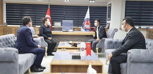 AK Parti Milletvekili Ök, DTO Başkanı Erdoğan’dan Denizli Teknik Tekstil Merkezi hakkında bilgi aldı