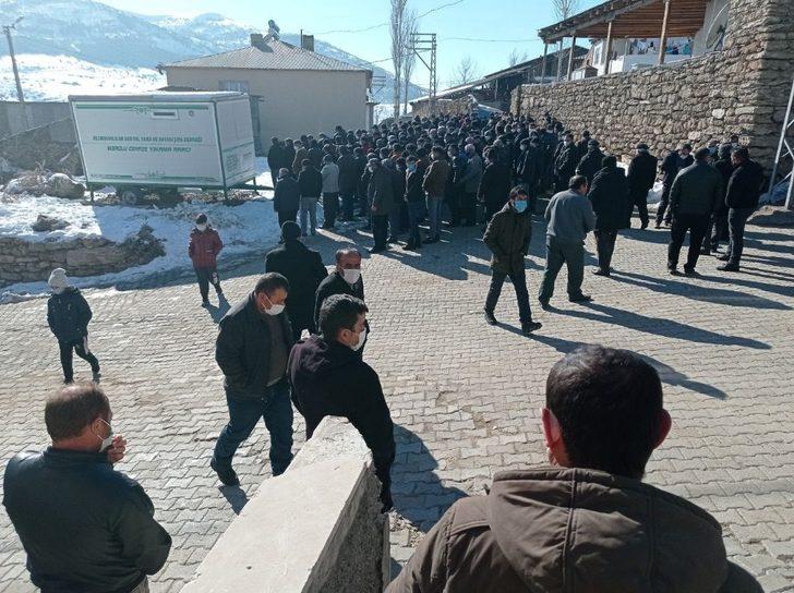 Minik Gökay son yolculuğuna uğurlandı G3