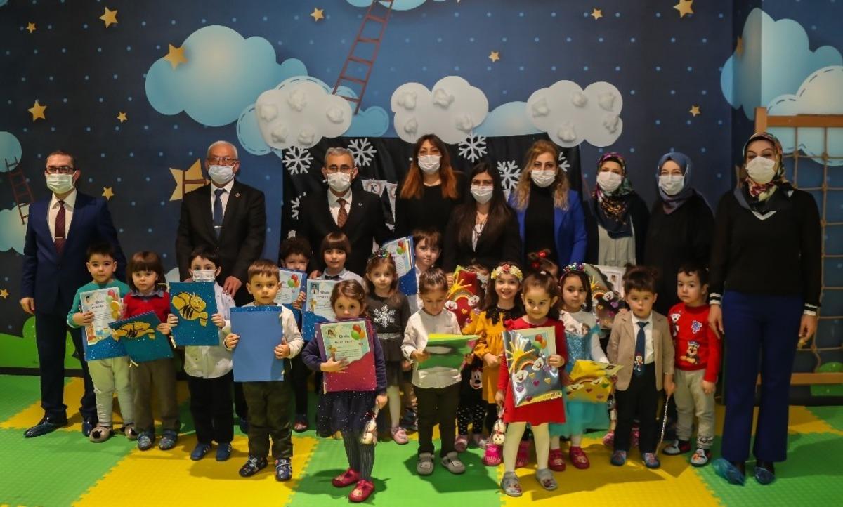 G&uuml;nd&uuml;z Bakımevi&rsquo;nde karne heyecanı