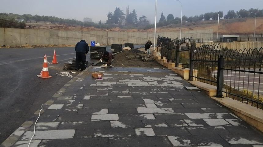 Dulkadiroğlu&rsquo;ndan yol, parke ve bazalt tamiratı