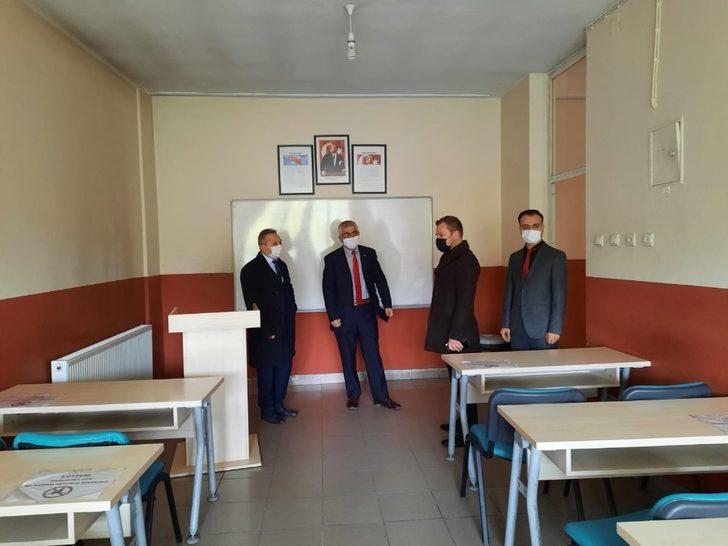 Manisa Büyükşehir’den ilçelerdeki eğitim birimlerine ziyaret G4