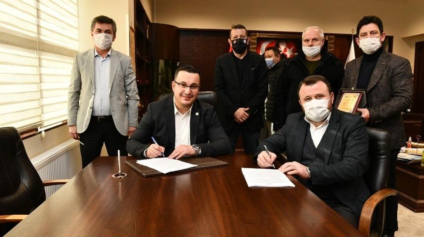 Toplu iş s&ouml;zleşmesinde Başkan Kanar farkı