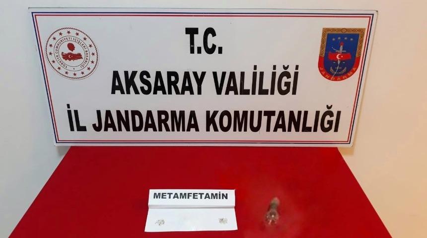 Jandarmadan uyuşturucu operasyonu: 5 g&ouml;zaltı