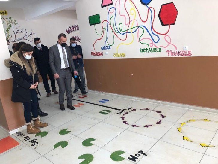 Ağrı Milli Eğitim Müdürü Tekin, Patnos ilçesindeki dil sokaklarının açılışlarını gerçekleştirdi G1