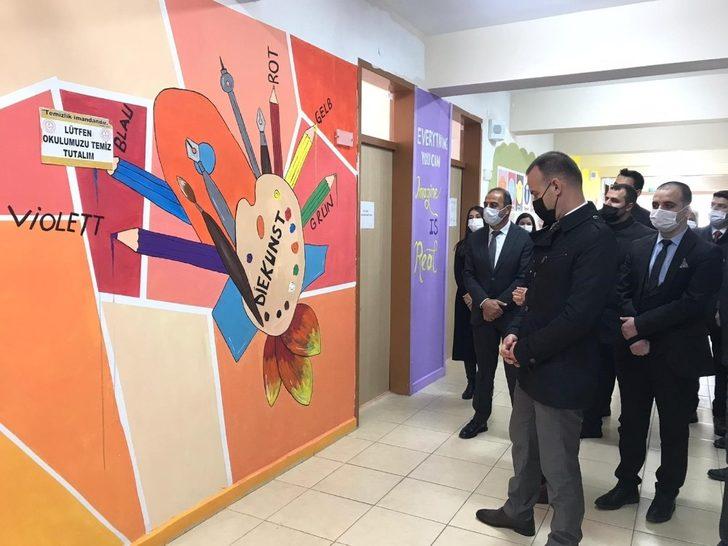 Ağrı Milli Eğitim Müdürü Tekin, Patnos ilçesindeki dil sokaklarının açılışlarını gerçekleştirdi G3