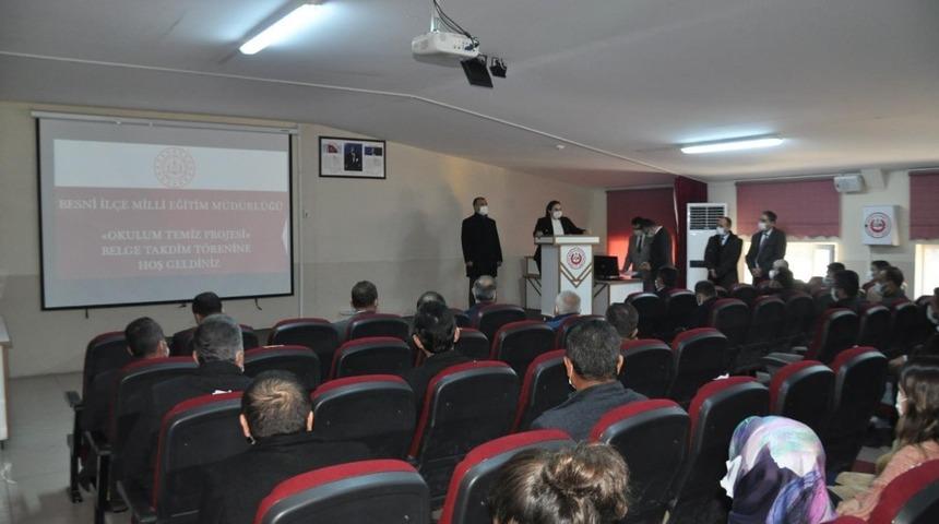 Besni’de ‘Okulum temiz’ belgesi programı düzenlendi
