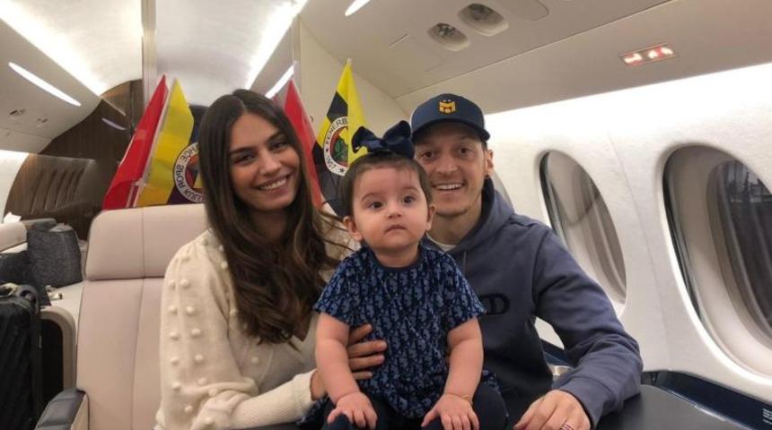 Podolski'den Fenerbahçe taraftarını kızdıracak yorum! "Mesut Özil kariyerinde geriye doğru bir adım attı"