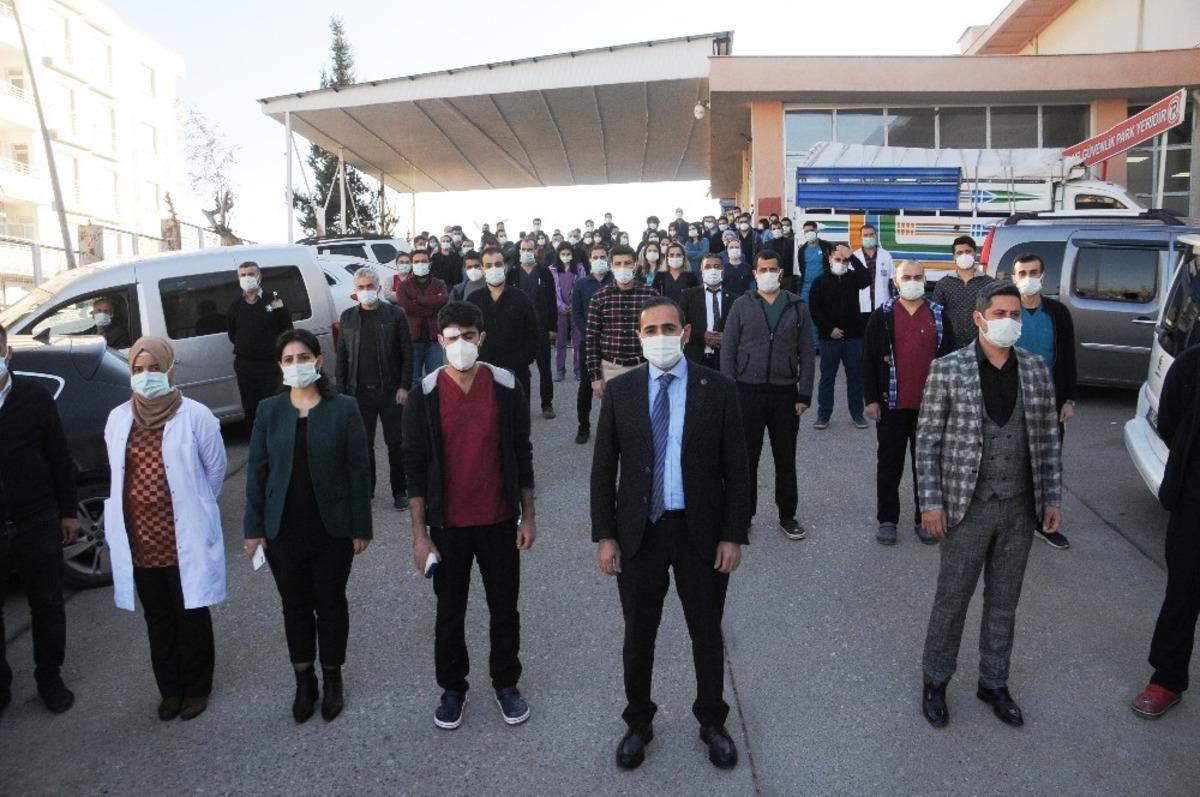 Cizre&rsquo;de erkek hemşire hasta yakınları tarafından darp edildi iddiası