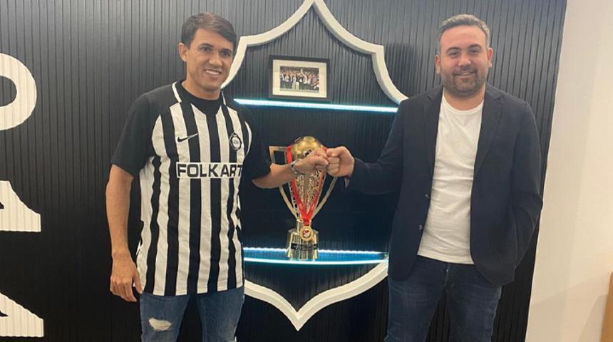 Altay, Mossoro'ya imza attırdı