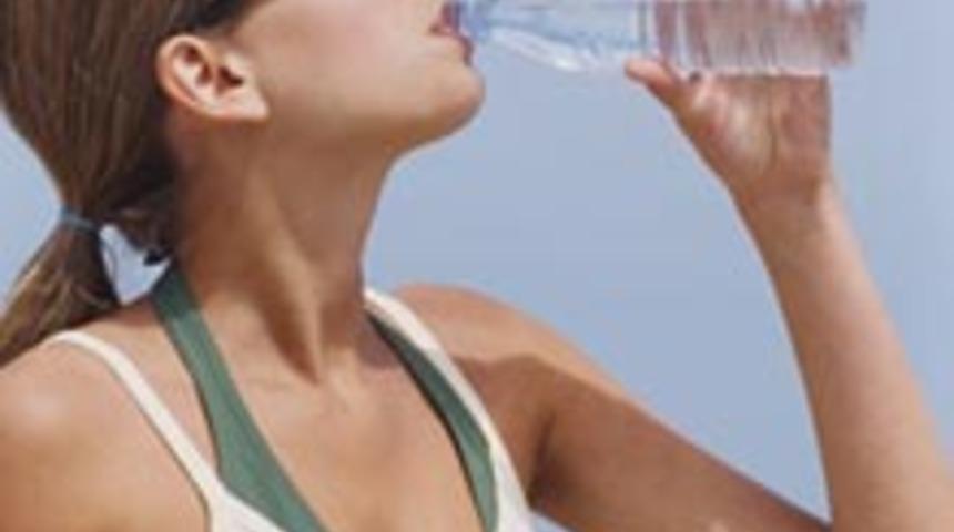 Yaşlanmamak İ&ccedil;in Su İ&ccedil;in