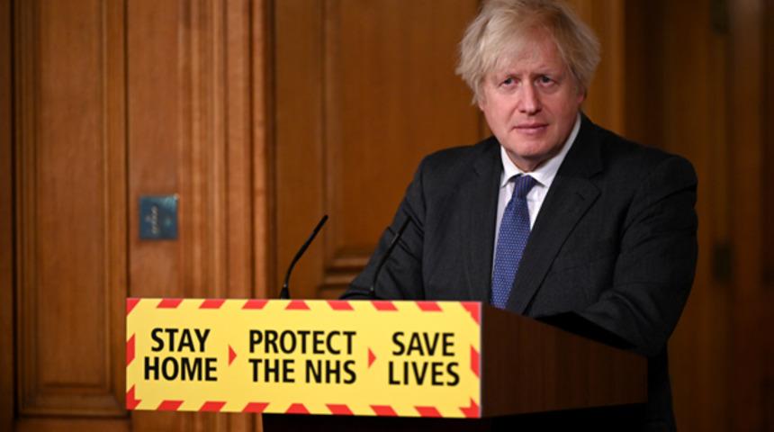 Johnson'dan kritik 'mutasyonlu koronavir&uuml;s' a&ccedil;ıklaması: Daha &ouml;l&uuml;mc&uuml;l olabilir