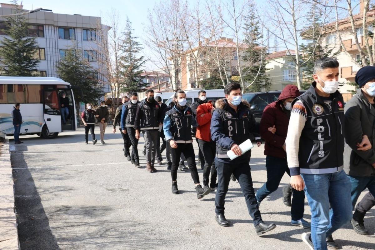 Uyuşturucu operasyonunda yakalanan 6 kişi tutuklandı