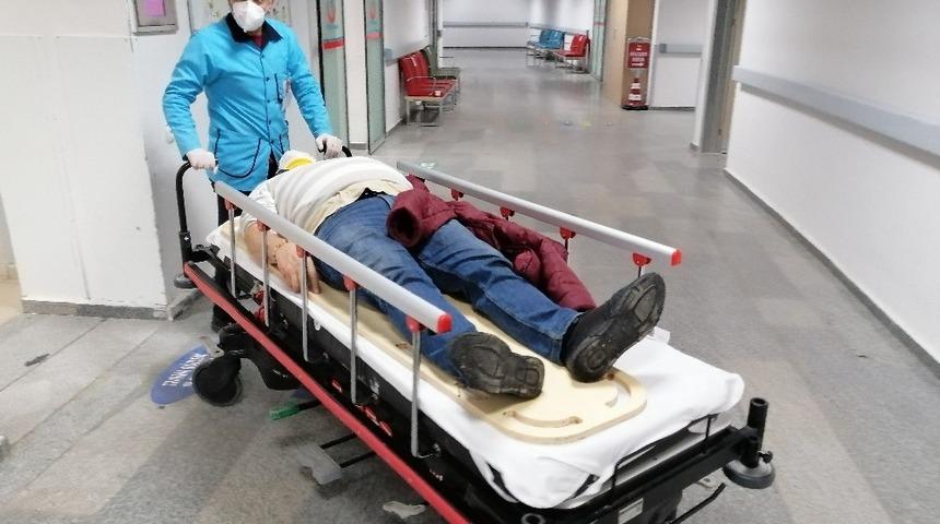 Aksaray&rsquo;da otomobil takla attı: 2 yaralı