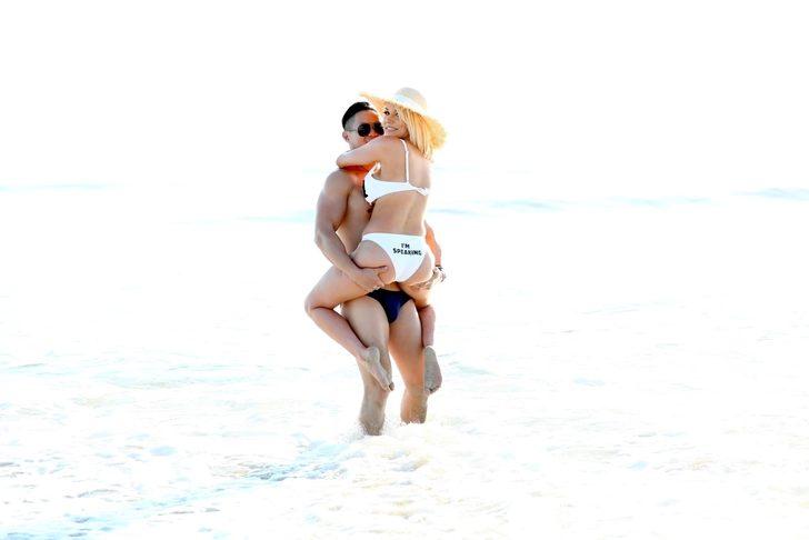 Courtney Stodden Kamala Harris'e desteğini böyle gösterdi G5