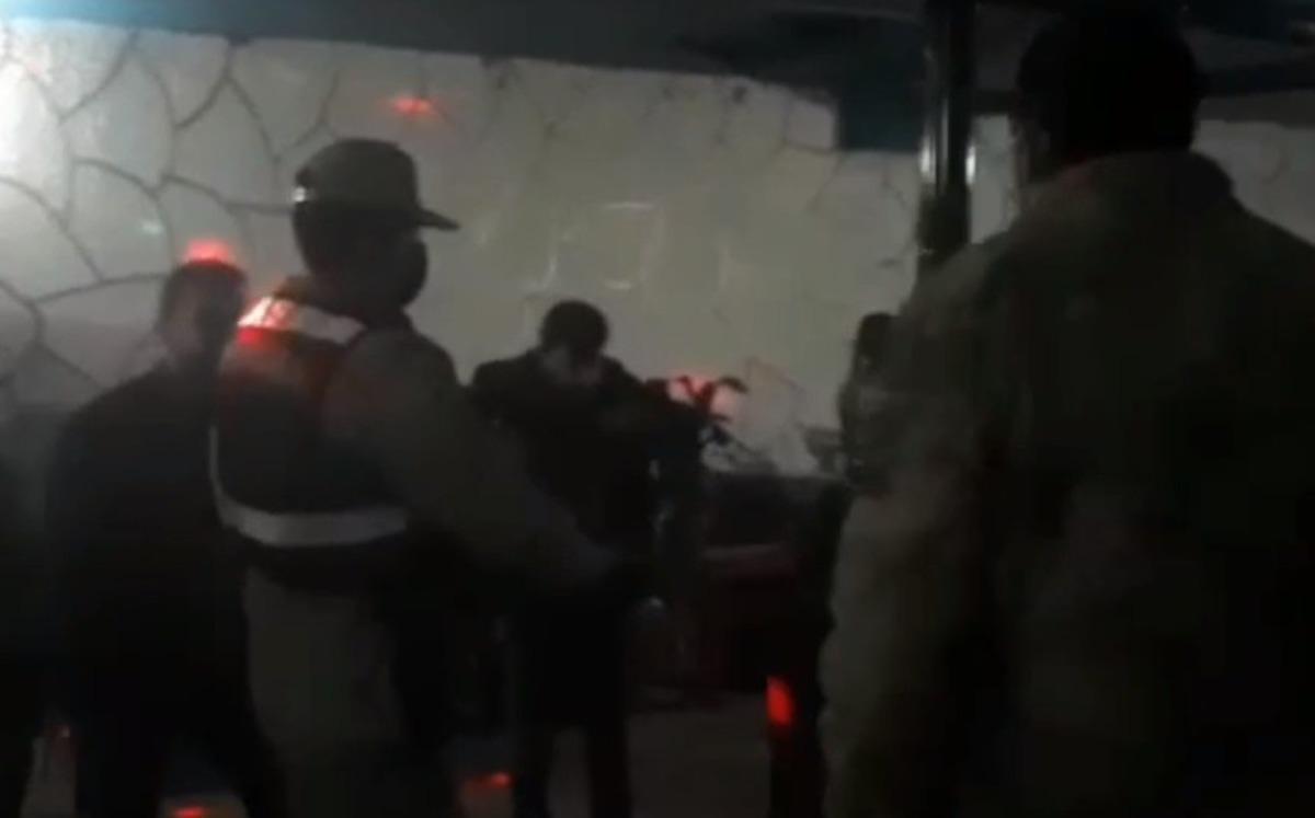 İ&ccedil;kili eğlenceye jandarma baskını, 21 kişiye 93 bin 700 TL ceza kesildi