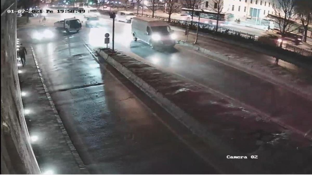 (&Ouml;zel) İstanbul&rsquo;un g&ouml;beğinde feci &ldquo;makas&rdquo; kazası kamerada