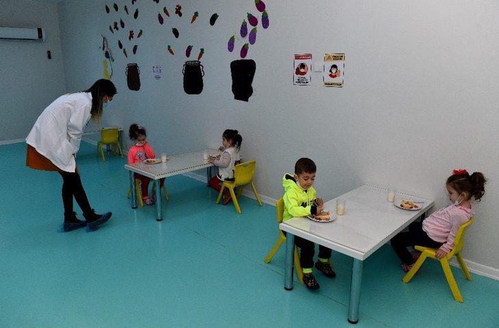 Sağlık çalışanlarının çocukları kreşlerde güvende G3