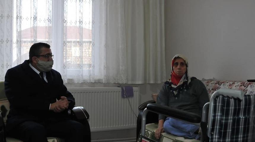 &Ccedil;an Belediyesi engelleri kaldırıyor